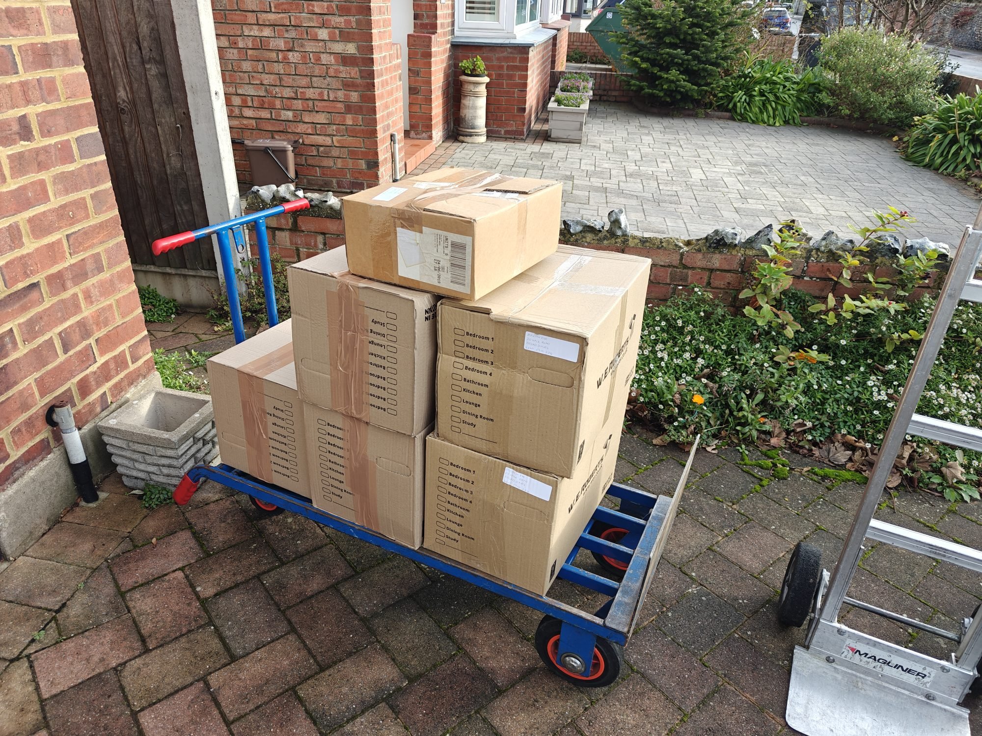 More piles of boxes 